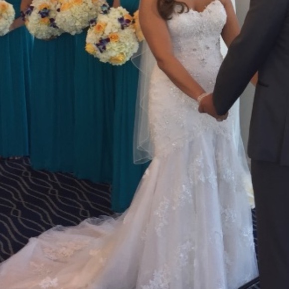 Wedding dress - Picture 8 of 8